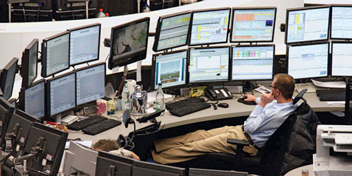 Trader là gì? Nhiệm vụ của Trader là gì? Có các kiểu Trader nào?