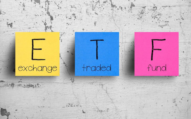 ETFs là gì? Điểm khác biệt giữa EFTs và cổ phiếu ETFs là gì? Điểm khác biệt giữa EFTs và cổ phiếu
