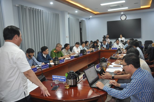 Đàm phán giá đất trong vụ khiếu kiện đất đai lớn nhất miền Trung - Ảnh 2. Đàm phán giá đất trong vụ khiếu kiện đất đai lớn nhất miền Trung - Ảnh 2.