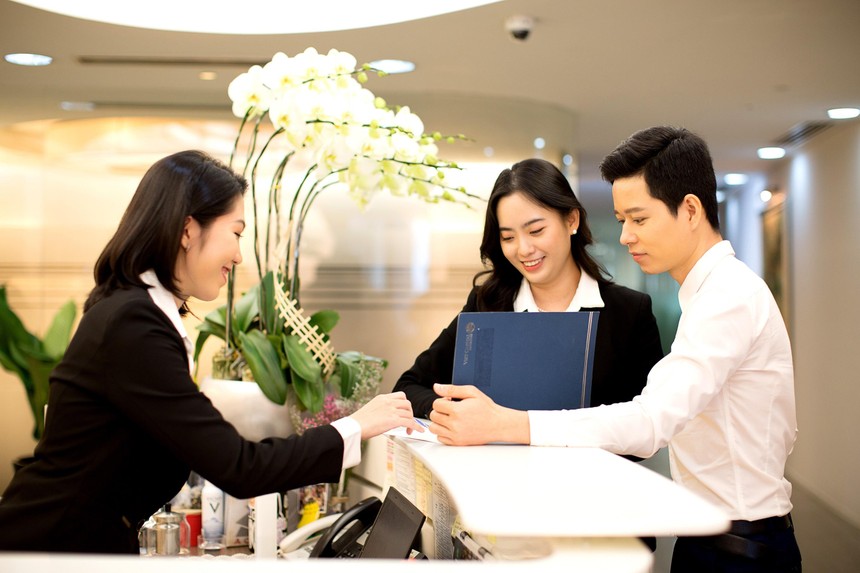 Nhóm chứng khoán ngược dòng thành công, cổ phiếu VCI lên mức cao nhất 9 tháng
