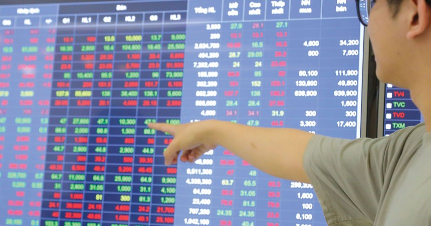 Nhà đầu tư tìm cơ hội ở “cổ đất”