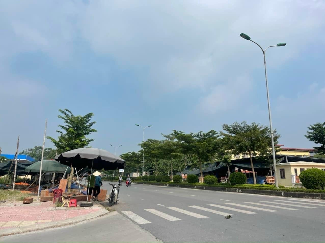 “Các nhà đầu tư hiện đang rất thèm mua bất động sản”