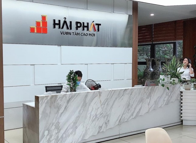 Lý do loạt cổ phiếu bị ngừng giao dịch buổi sáng - Ảnh 1.