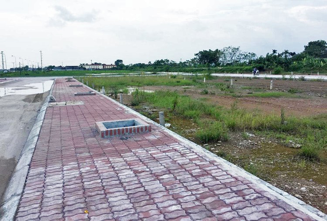 Qua thời ‘sốt’, đất đấu giá vùng ven Hà Nội bị ‘ngó lơ’