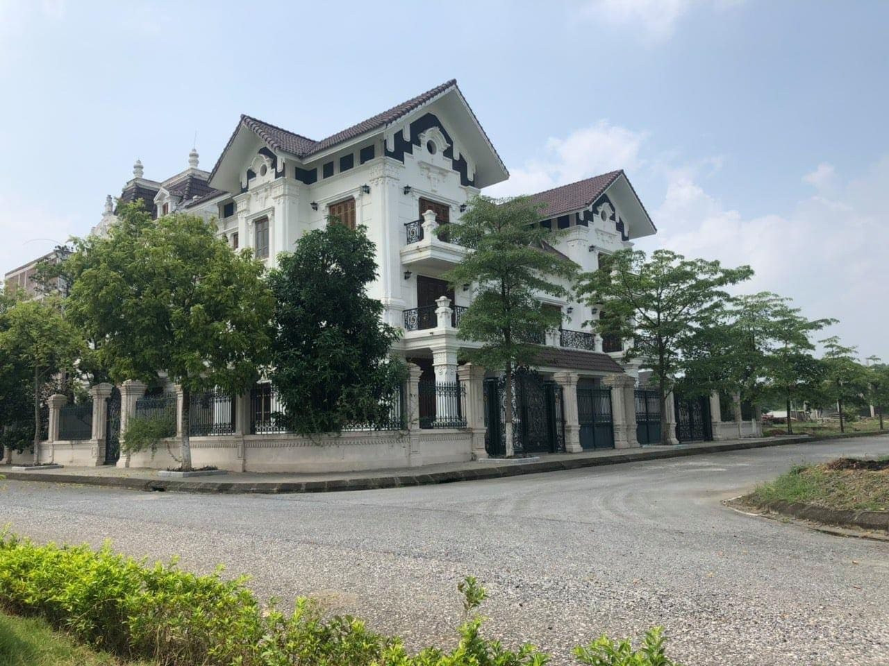 Hà Nội: Dù biết phân khúc này đã giảm cả chục tỷ so với giá năm trước, nhưng tại sao người mua vẫn không xuống tiền?