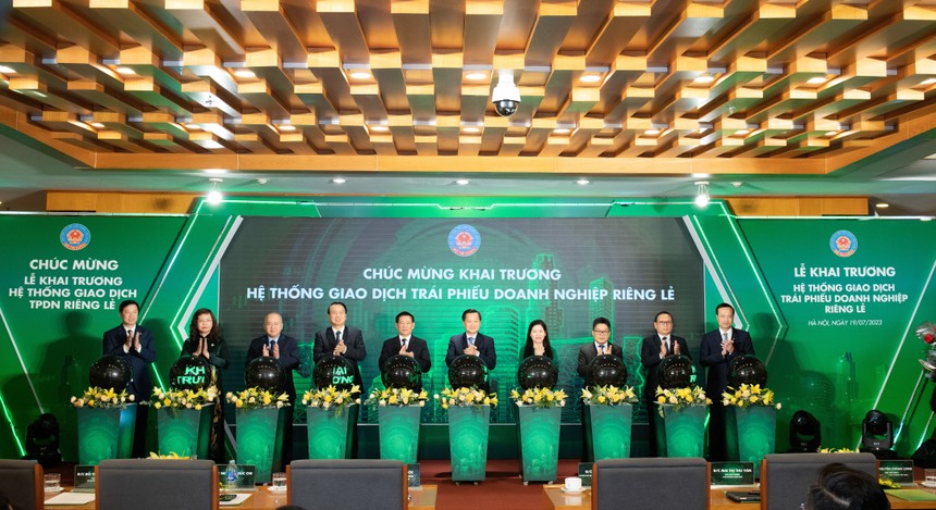 HNX chính thức khai trương hệ thống giao dịch trái phiếu doanh nghiệp riêng lẻ