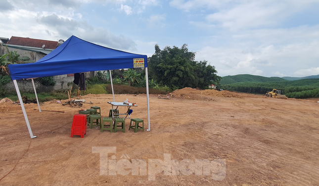Thị trường trầm lắng, môi giới tay ngang tháo chạy - Ảnh 2. Thị trường trầm lắng, môi giới tay ngang tháo chạy - Ảnh 2.