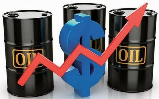 Giá xăng dầu hôm nay 12/4: “Vàng đen” tăng gần 2%