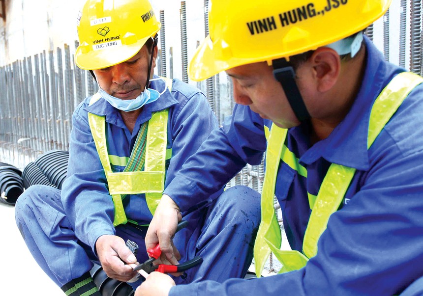 Cổ phiếu khoáng sản hết điểm tựa giá nguyên liệu
