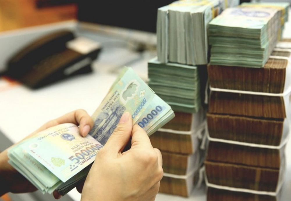 Nhiều ngân hàng trả cổ tức tiền mặt trong tháng 6