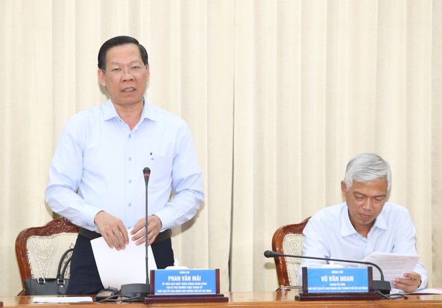 Chủ tịch TPHCM ‘điểm tên’ những việc cần làm ngay và dự án phải hoàn tất cuối năm