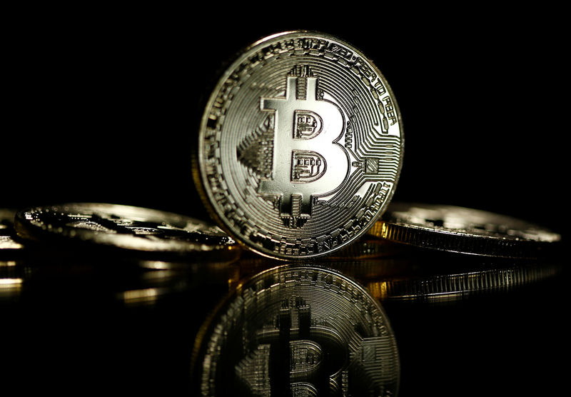 Bitcoin ngày 23/8: Có thời điểm về dưới 25.400 USD
