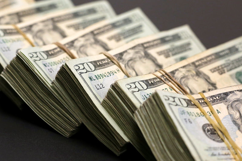 Đồng USD giảm trong khi chờ đợi bảng lương phi nông nghiệp được công bố