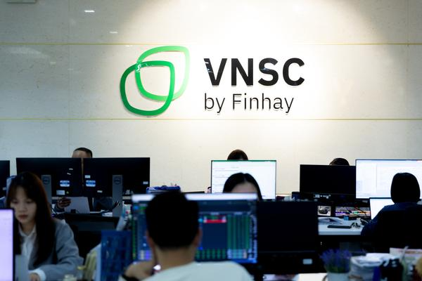 Nhà đầu tư tìm giải pháp đi đường dài với chứng khoán