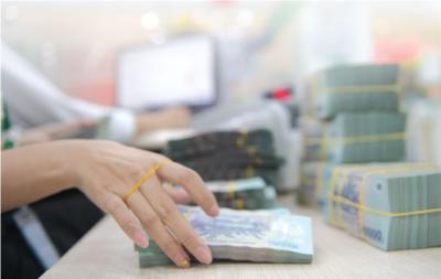 Chờ dòng tiền tiết kiệm quay lại với chứng khoán?