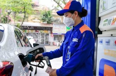 Giá xăng giảm hơn 1,300 đồng/lít từ 15h ngày 11/05