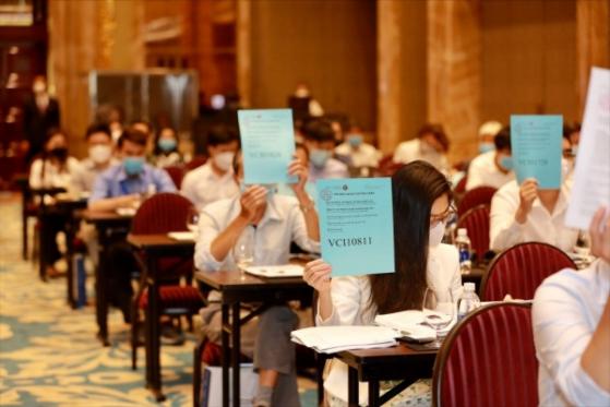 Tăng 90% sau 4 tháng, cổ phiếu chứng khoán VCI đang “mắc kẹt” tại cao điểm 30.000 đồng?