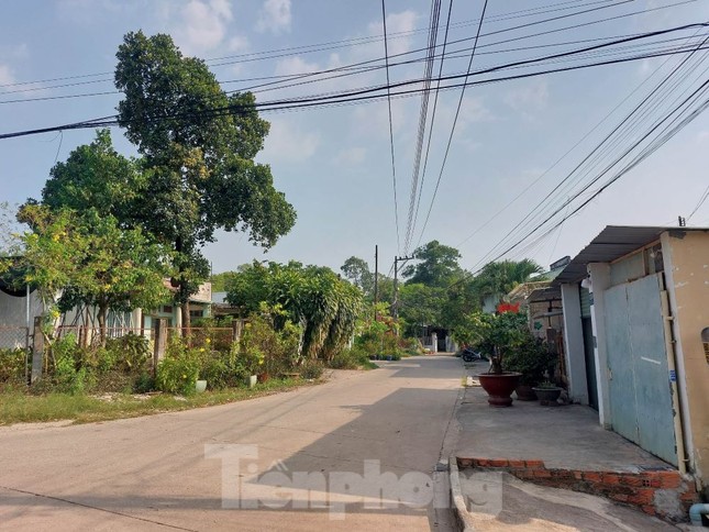 Hai dự án gối đầu ‘đắp chiếu’ 16 năm giữa khu đất vàng, làm xấu đô thị Thủ Dầu Một - Ảnh 12. Hai dự án gối đầu ‘đắp chiếu’ 16 năm giữa khu đất vàng, làm xấu đô thị Thủ Dầu Một - Ảnh 12.