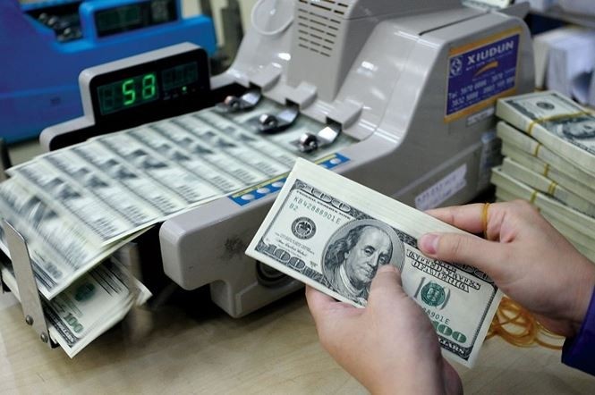 Tỷ giá bất ngờ “nóng”, thị trường chứng khoán có ảnh hưởng?