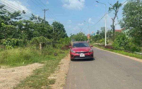Nỗi buồn của nhà đầu tư ôm nhiều nhà đất: “Mong còn sống nổi tới khi thị trường phục hồi”