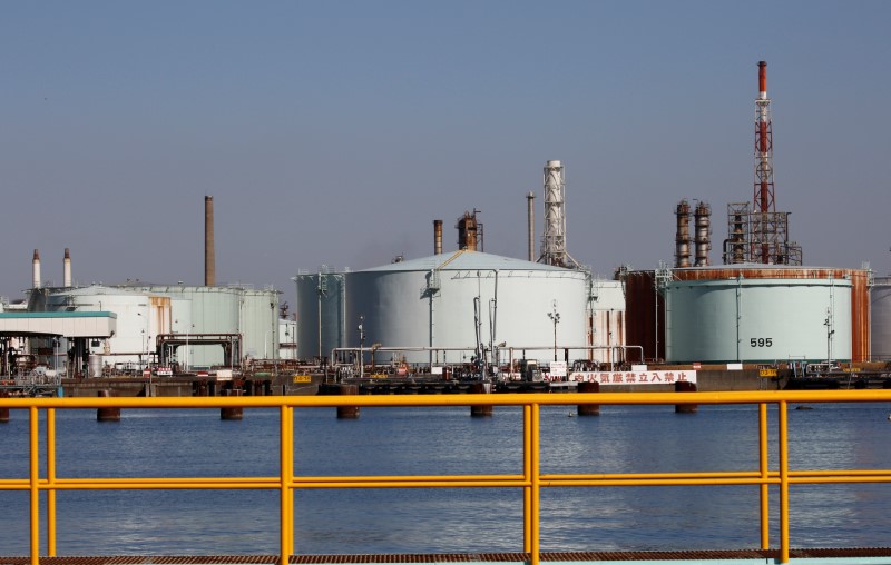 Dầu thô tăng cao hơn; cuộc họp của OPEC