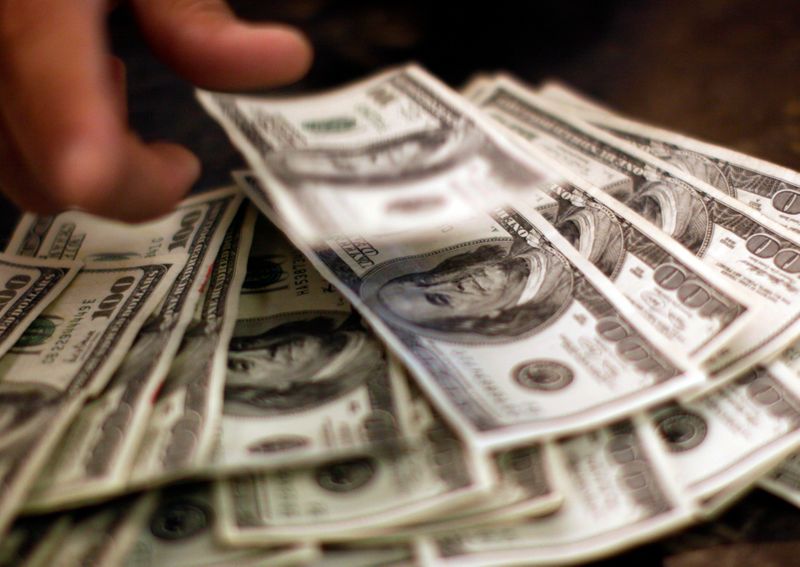 Đồng USD đánh dấu tuần tăng thứ 10 liên tiếp