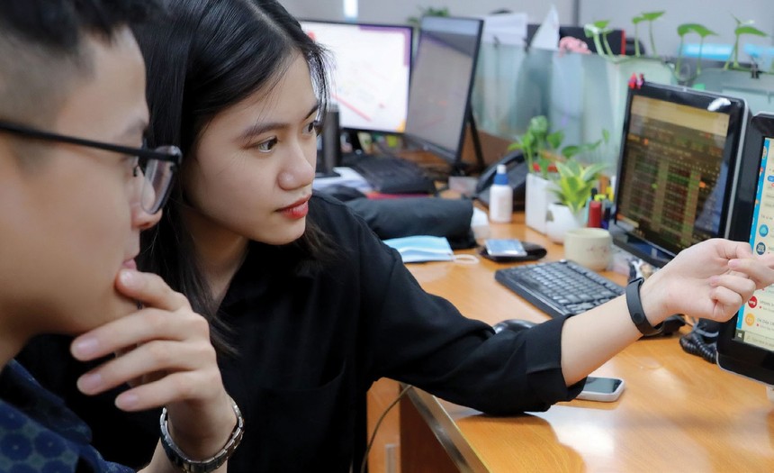 Cẩn trọng với những nhịp hưng phấn